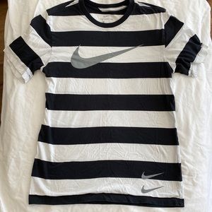 Men’s Nike Tee